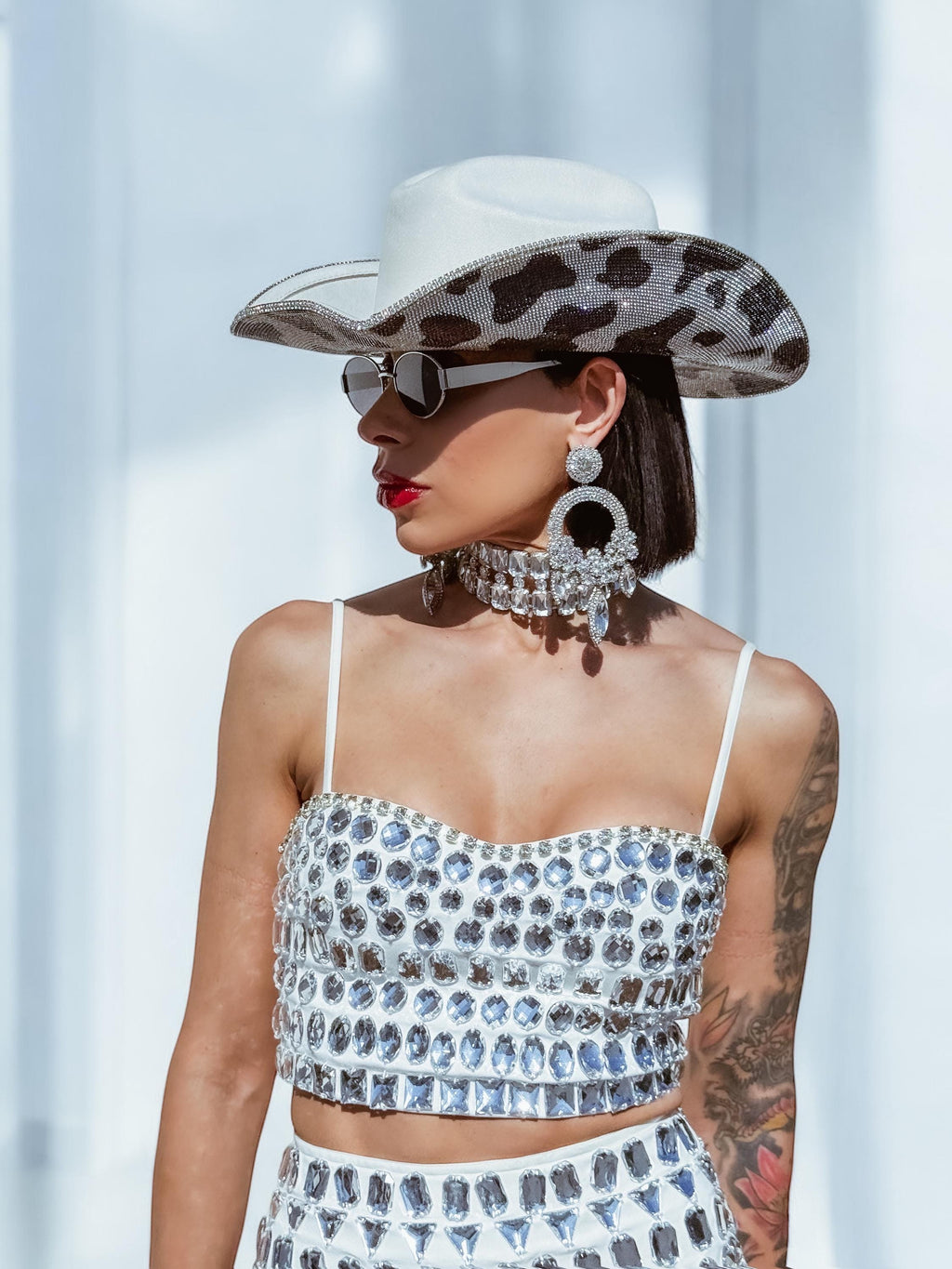 Rhinestone Cow Diamond Cowboy Hat, Western Glam Cowboy Hat, Diamond Embellished Festival Hat,Shiny Cowgirl Hat, Diamond Bachelorette Hat